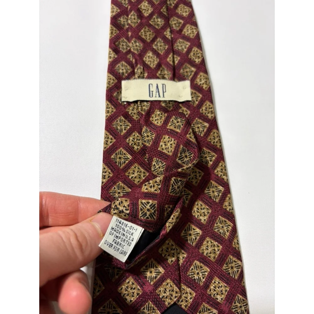 Vintage GAP Burgundy Gold Geometric Silk Tie 90s Classic Pattern